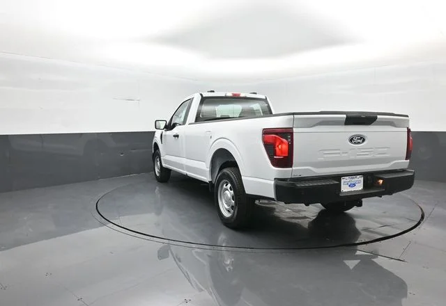New 2026 Oxford White Ford XL image 5