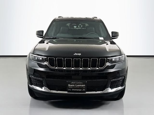 New 2025 Diamond Black Crystal Pearl-Coat Exterior Paint Jeep Limited image 2
