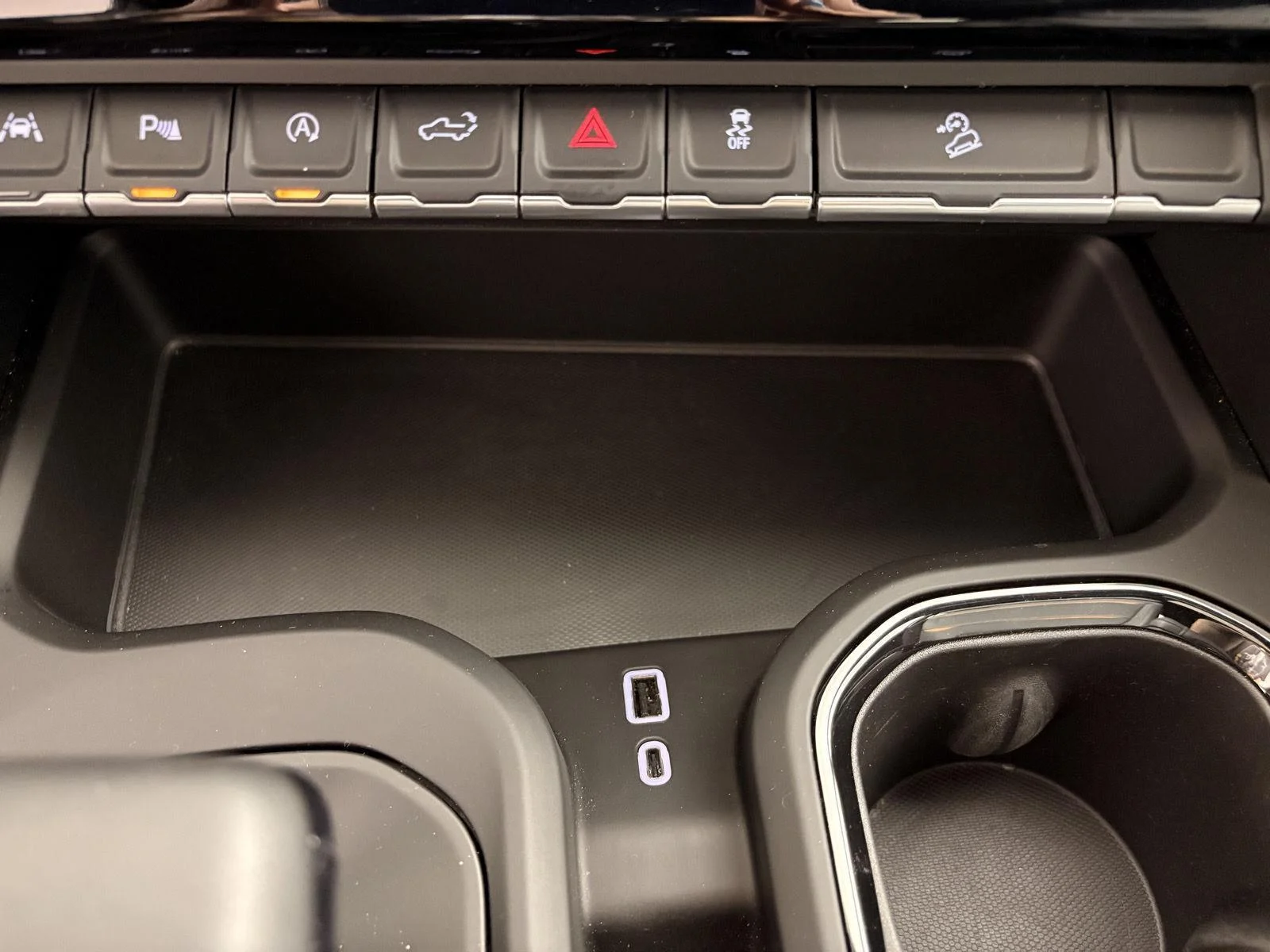 Used 2026 Onyx Black GMC AT4 image 36