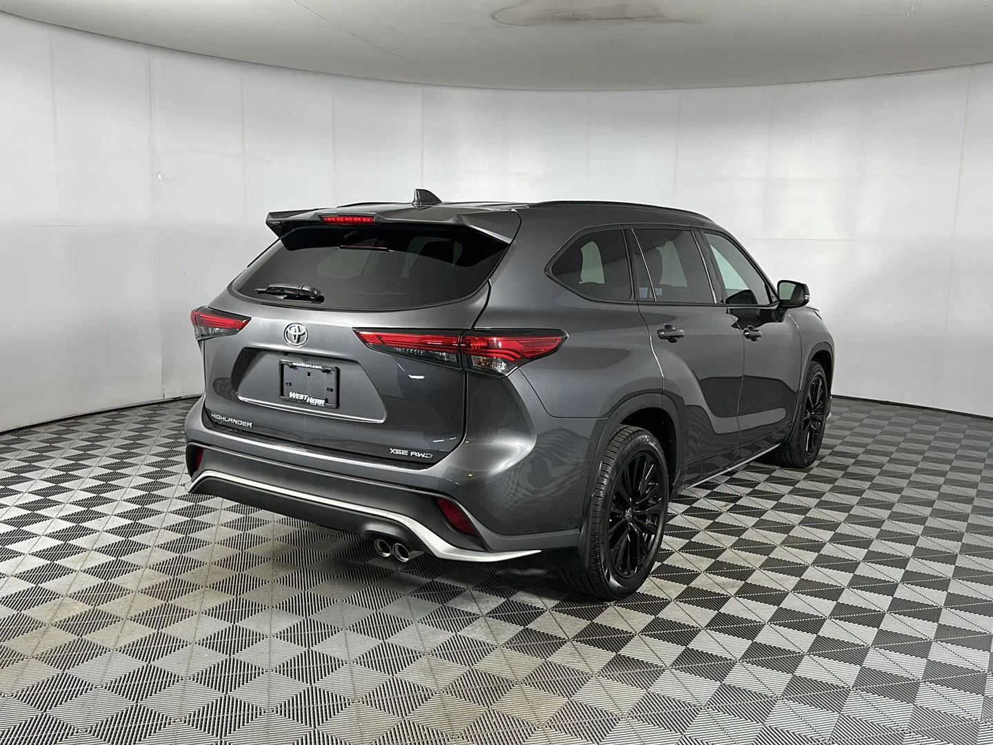 Used 2023 Magnetic Gray Metallic Toyota XSE image 8