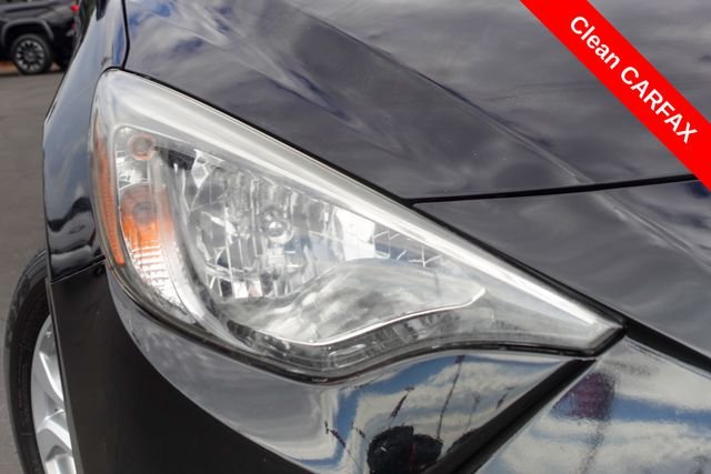 Certified Used 2017  Toyota Base image 6