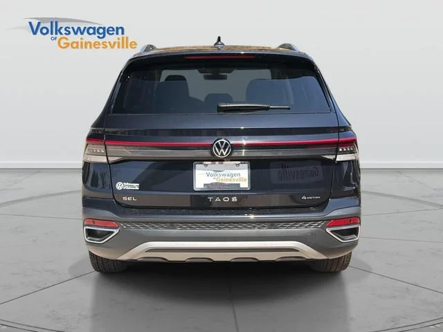 New 2026 Deep Black Pearl Volkswagen SEL image 5