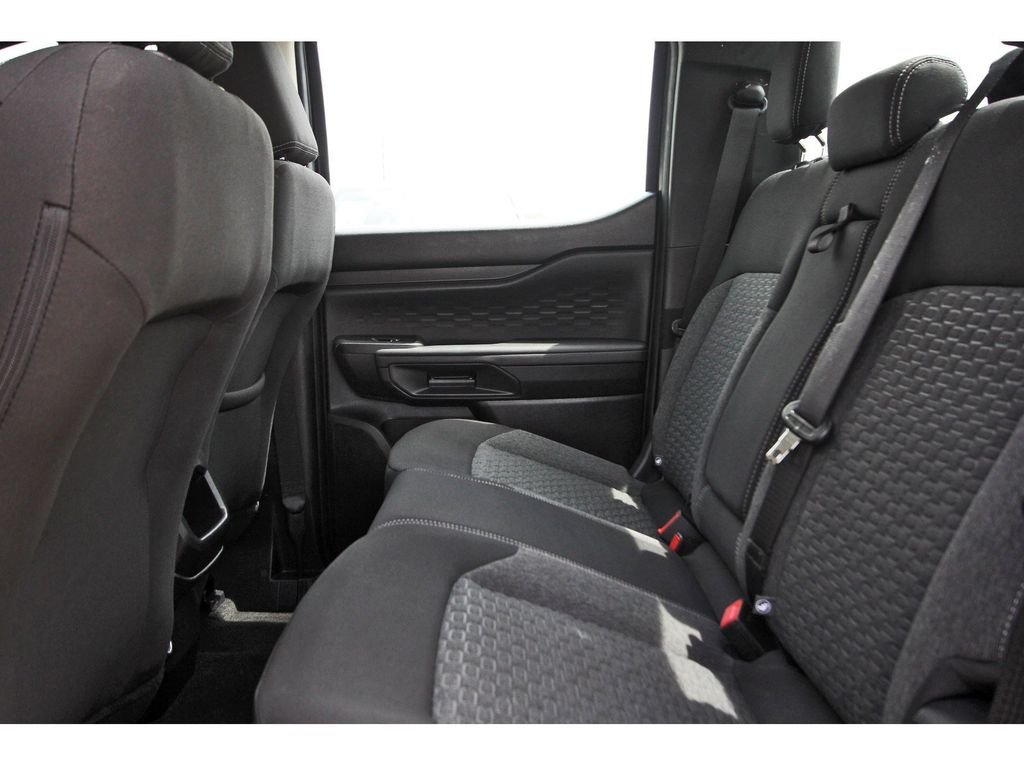 Used 2025 Gray Ford XL image 25