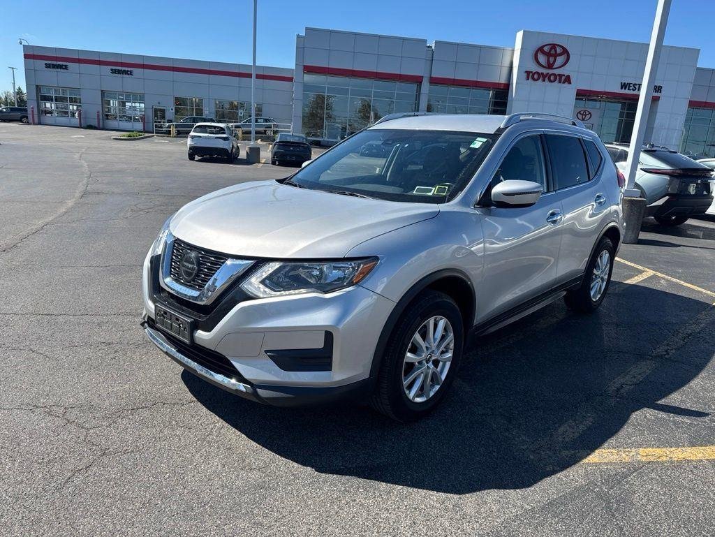 Used 2020 Brilliant Silver Metallic Nissan SV image 5