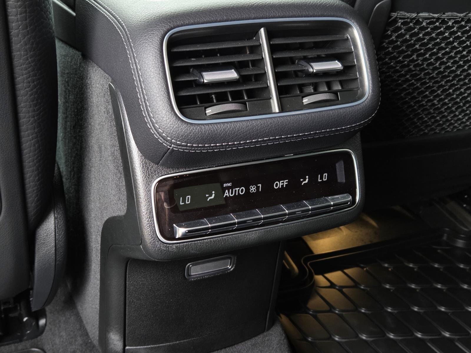 Used 2024 Obsidian Black Metallic Mercedes-Benz GLS image 36