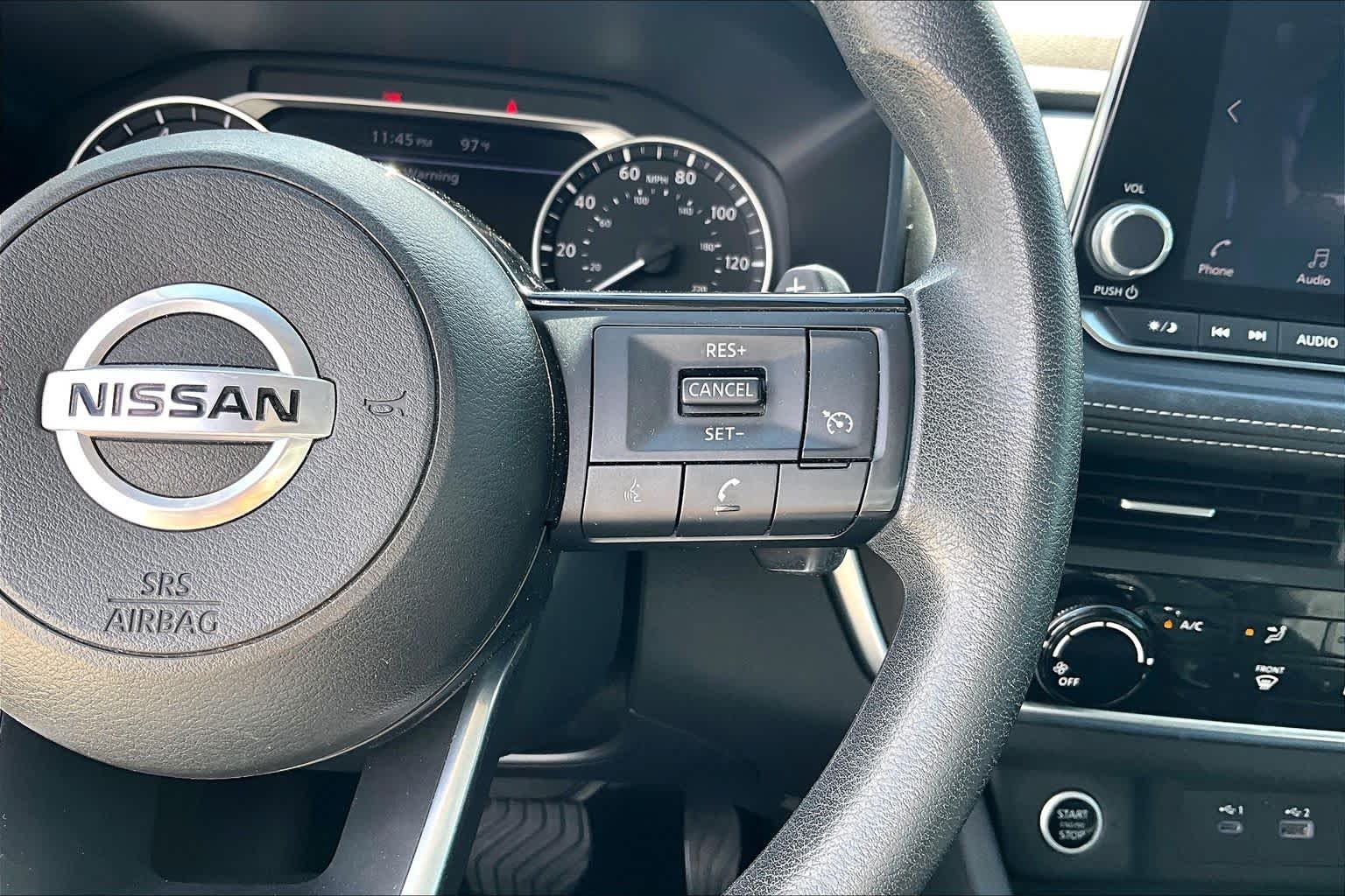 Used 2021 Glacier White Nissan S image 23