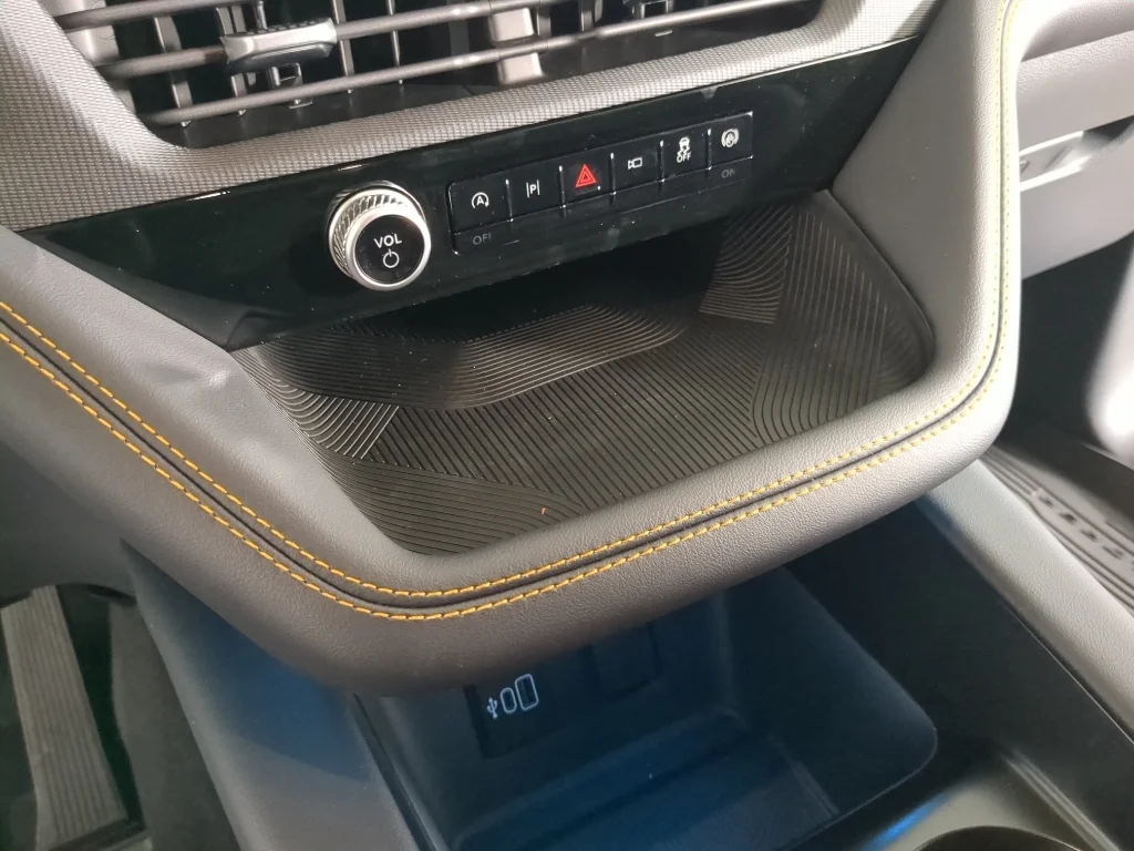 New 2026 Vapor Blue Metallic Ford Tremor® image 26
