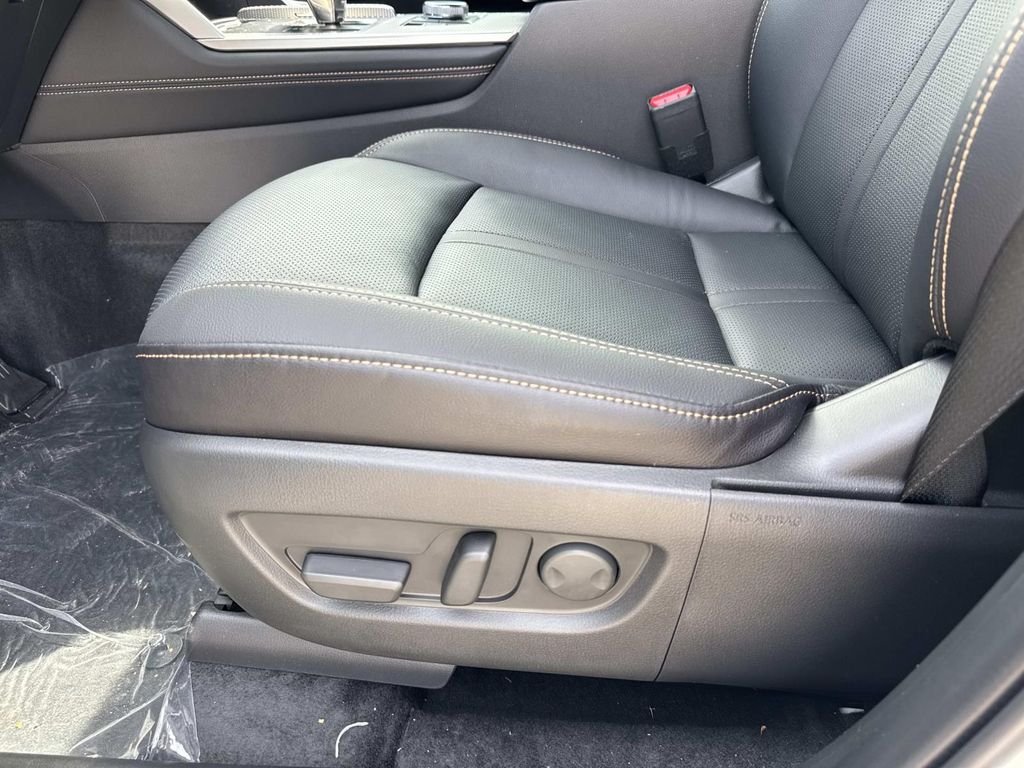 2026 Mazda CX-90 Premium Package - Photo 9