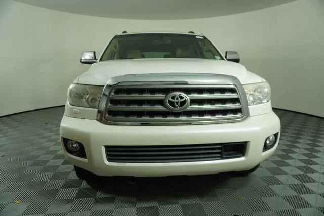 Used 2015 White Toyota Platinum image 2