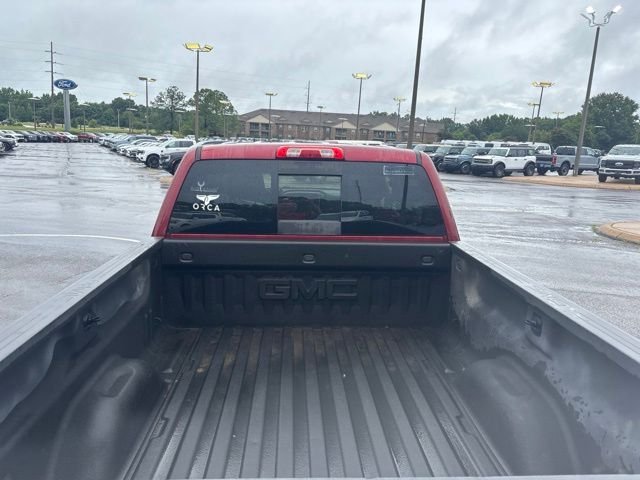Used 2016 Red GMC SLE image 17