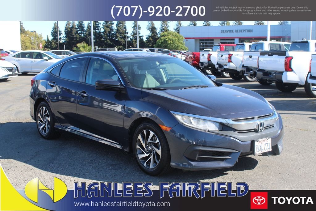 Used 2017  Honda EX image 5