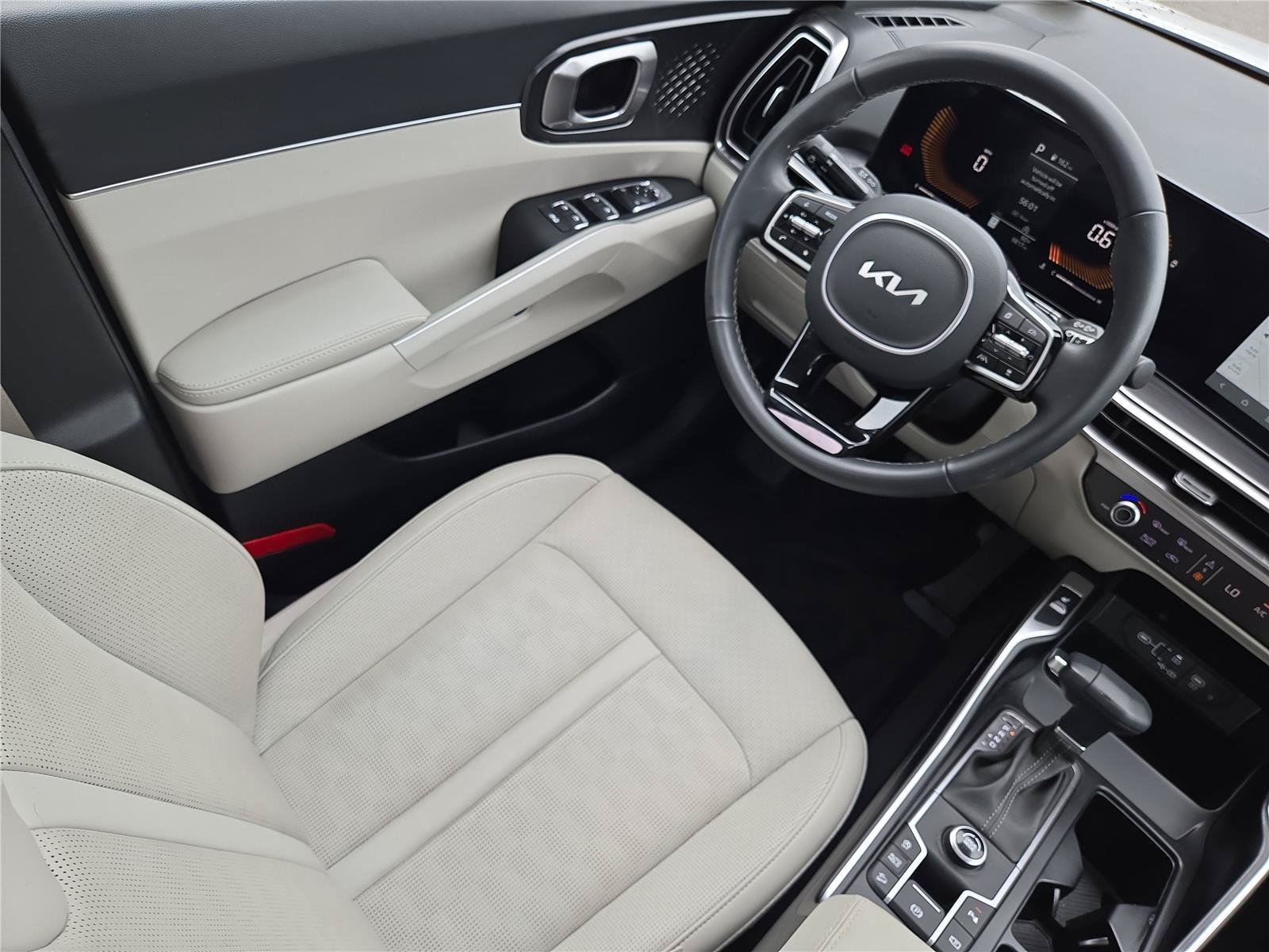 Certified Used 2025 Glacial White Pearl Kia S image 19