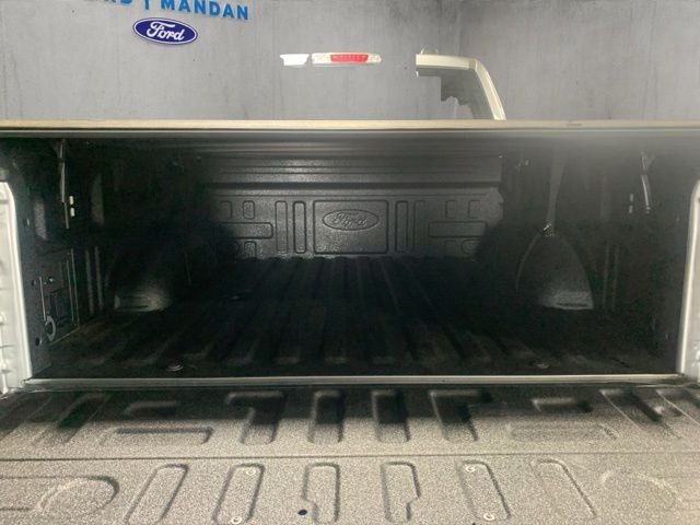 Used 2025 Silver Ford Lariat image 38