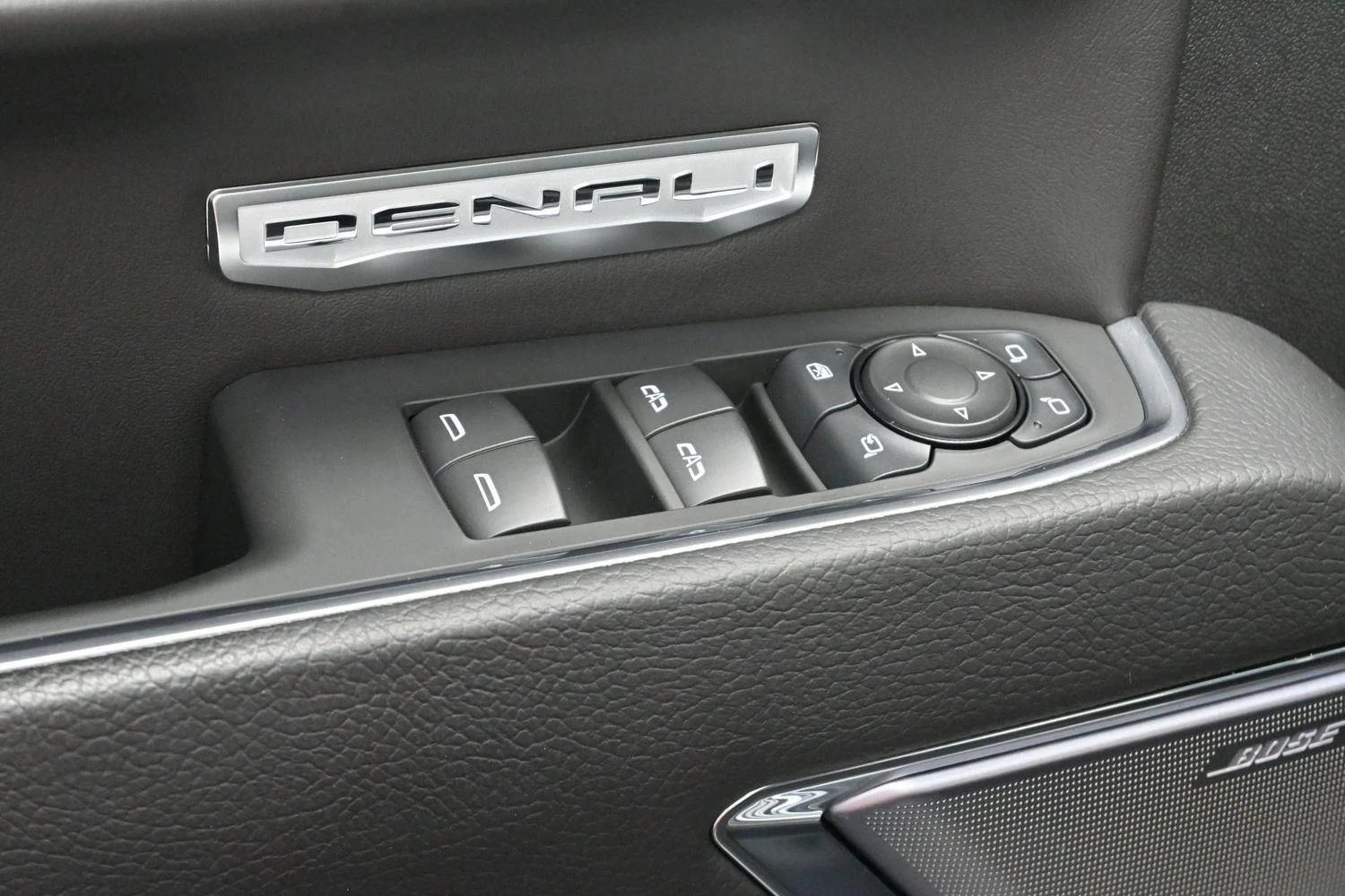 Used 2024 Sterling Metallic GMC Denali image 13