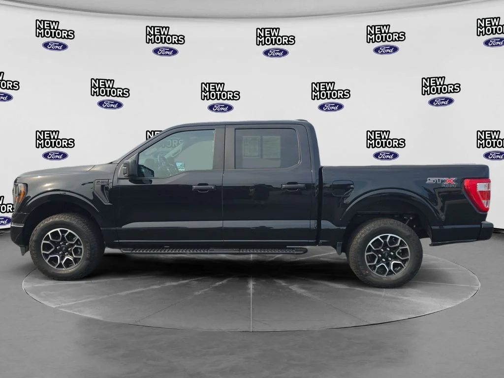 Used 2023 Black Metallic Ford XL image 15