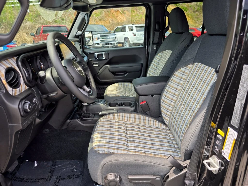 New 2026 Black Jeep 85th Anniversary Edition image 4