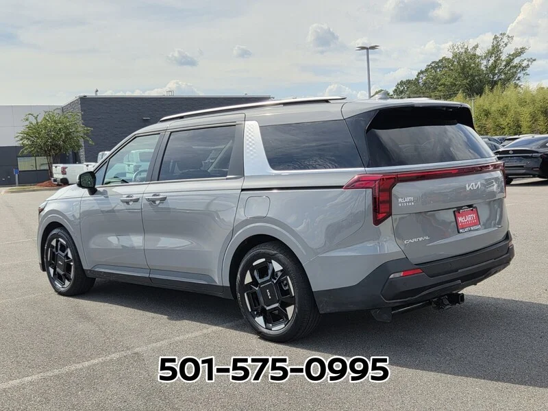 Used 2026 Ceramic White KIA EX FWD image 3