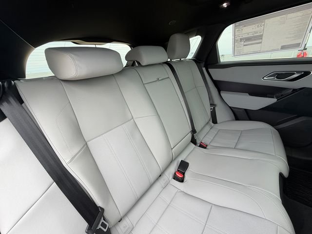 New 2026 Giola Green Land Rover Dynamic SE image 17