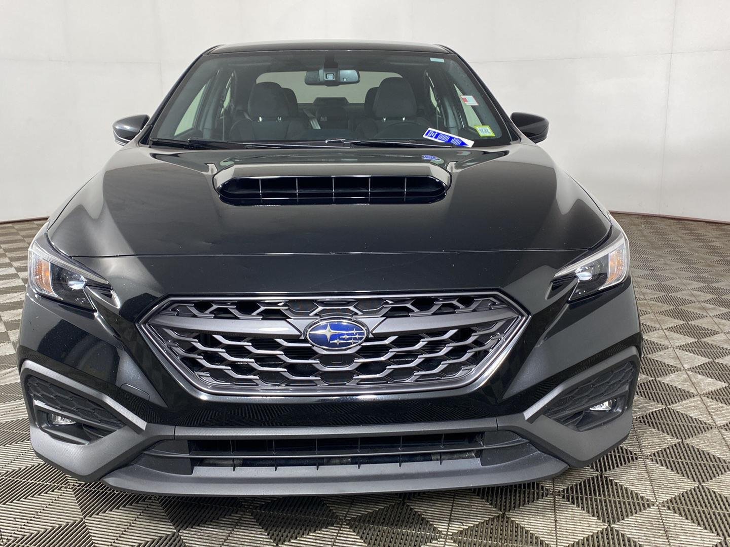 Used 2023 Crystal Black Silica Subaru Premium image 10