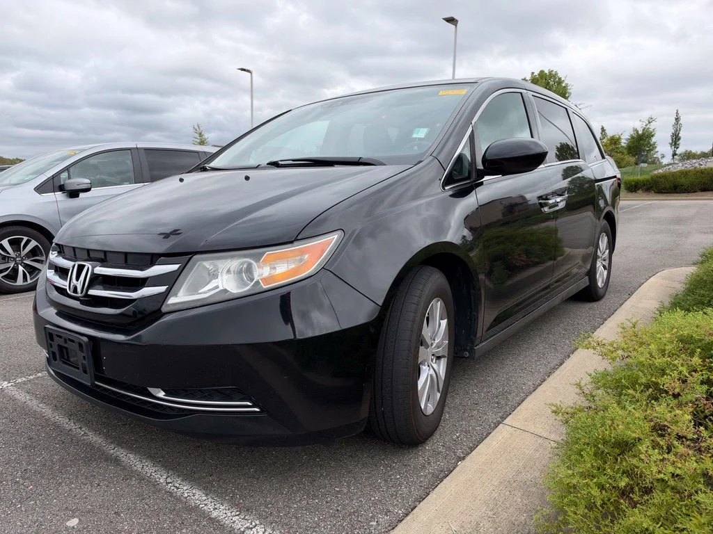Used 2016  Honda EX-L image 1