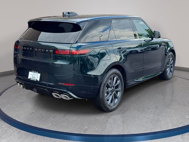 New 2026 British Racing Green Land Rover Dynamic SE image 5