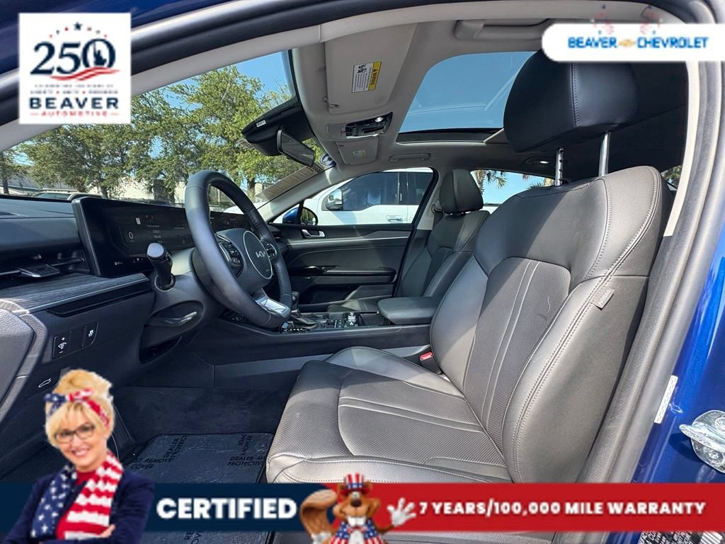 Used 2025 Blue Kia EX image 13