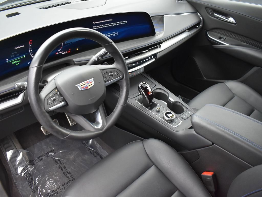 2024 CADILLAC XT4 - Image 11