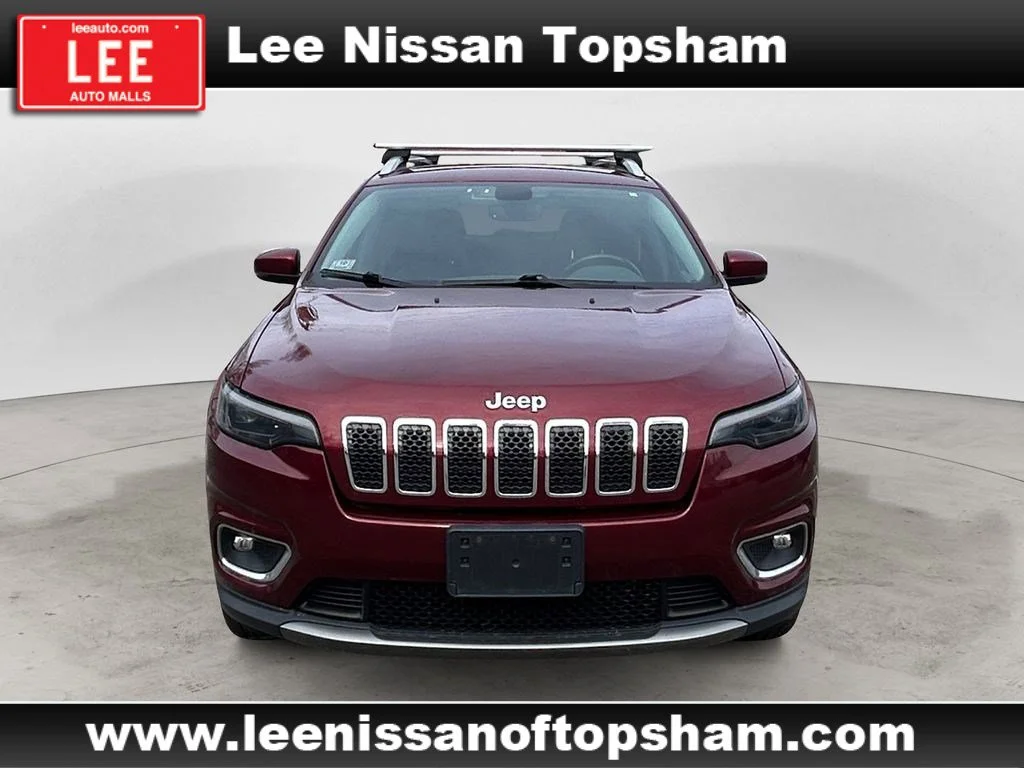 Used 2019 Velvet Red Pearlcoat Jeep Limited image 9