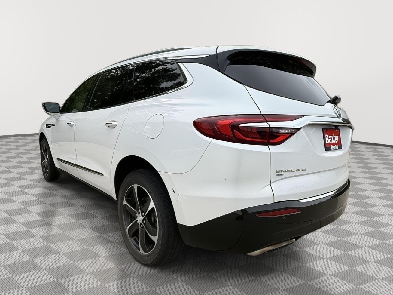Used 2021 White Frost Tricoat Buick Essence image 5