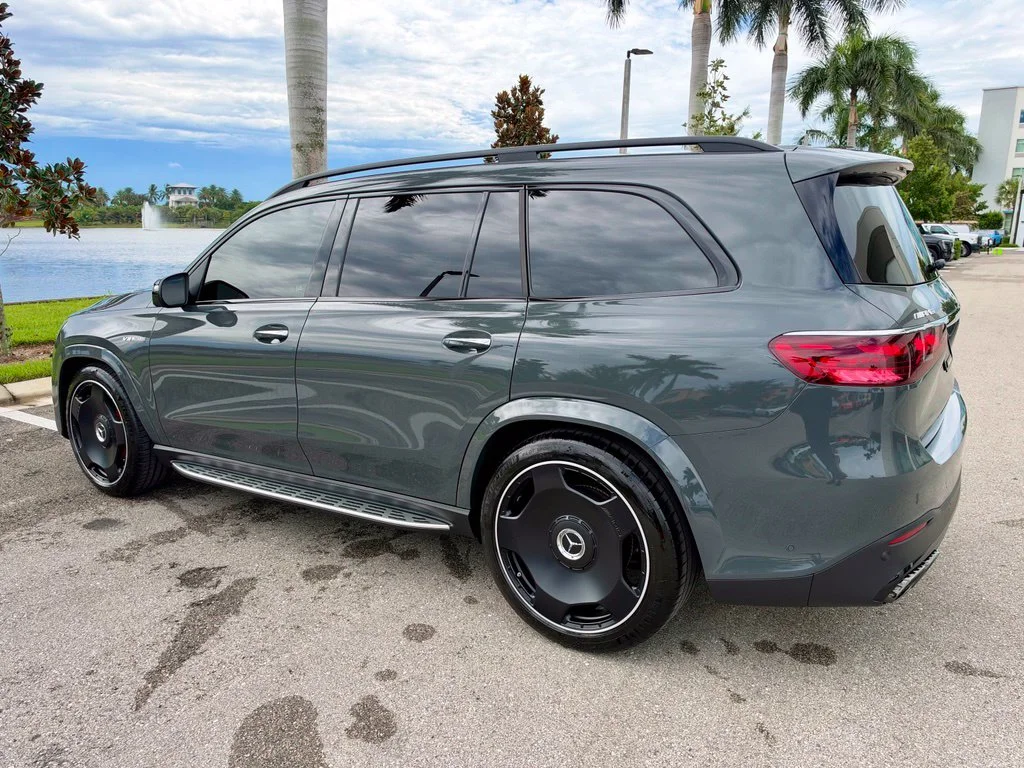 2026 Mercedes-Benz GLS AMG GLS 63 - Photo 9