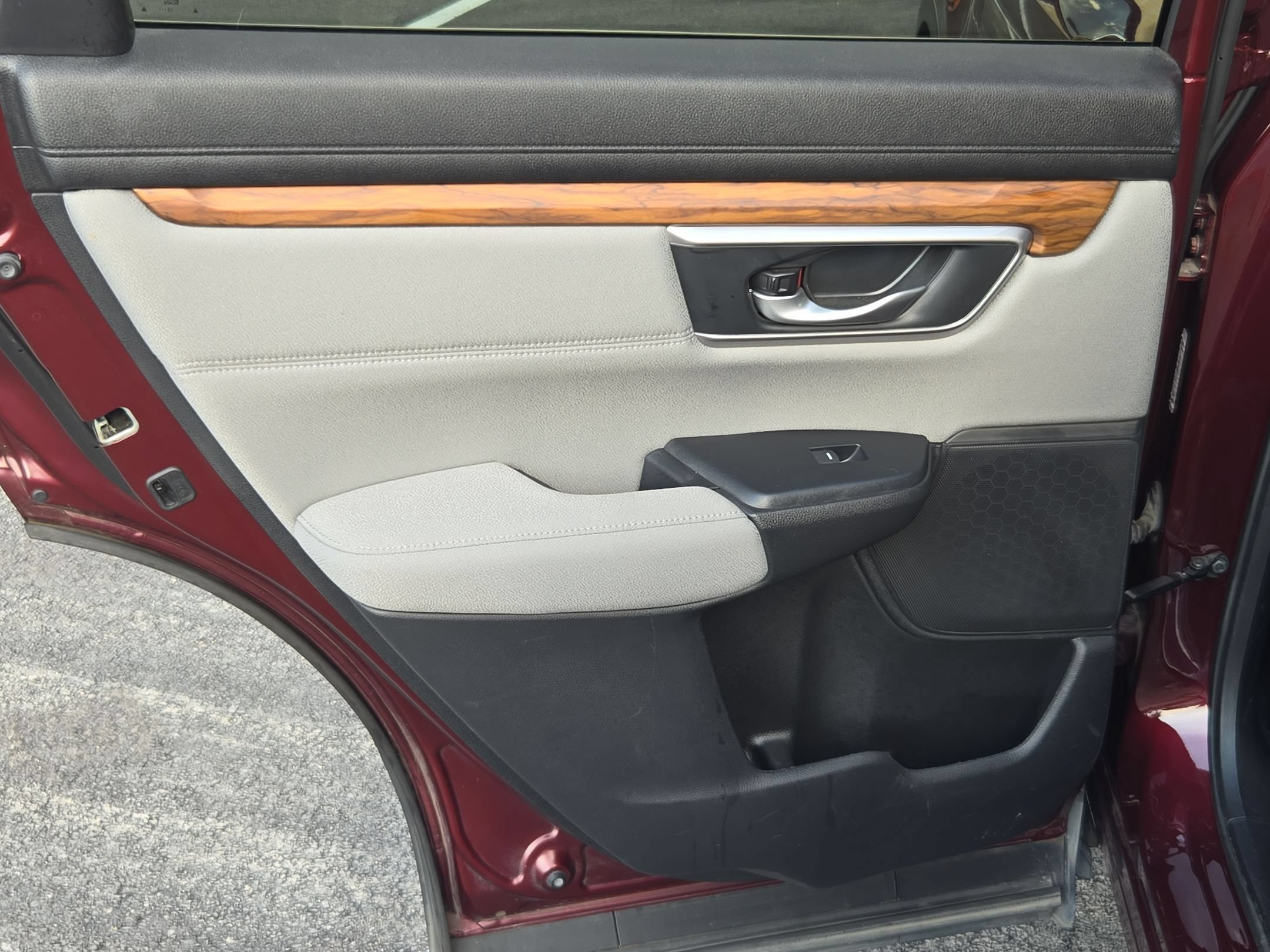Used 2019 Molten Lava Pearl Honda EX image 15