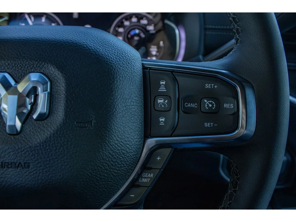 2026 RAM 3500 Laramie - Photo 21