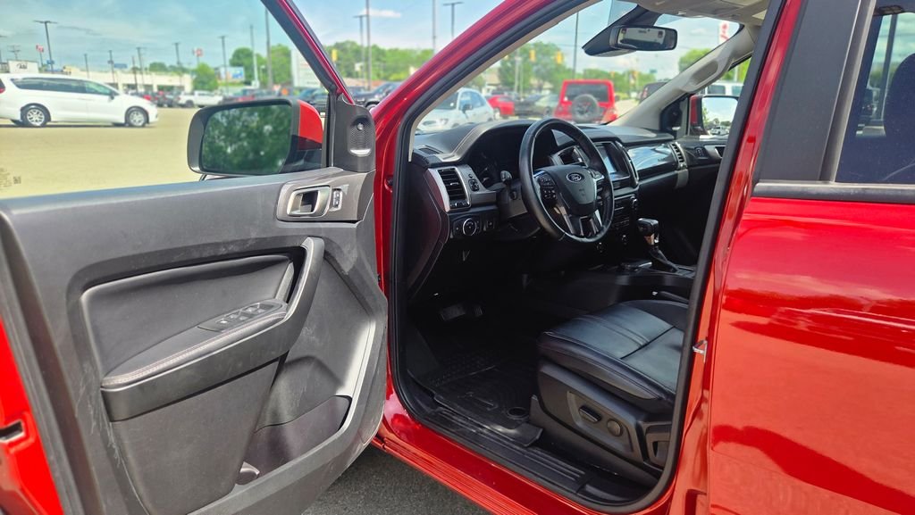 Used 2019 Red Ford Lariat image 10