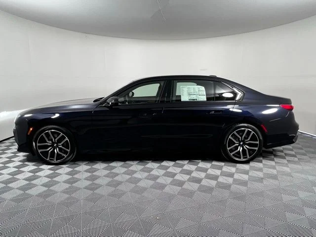 New 2025 Carbon Black Metallic BMW 760i xDrive image 4