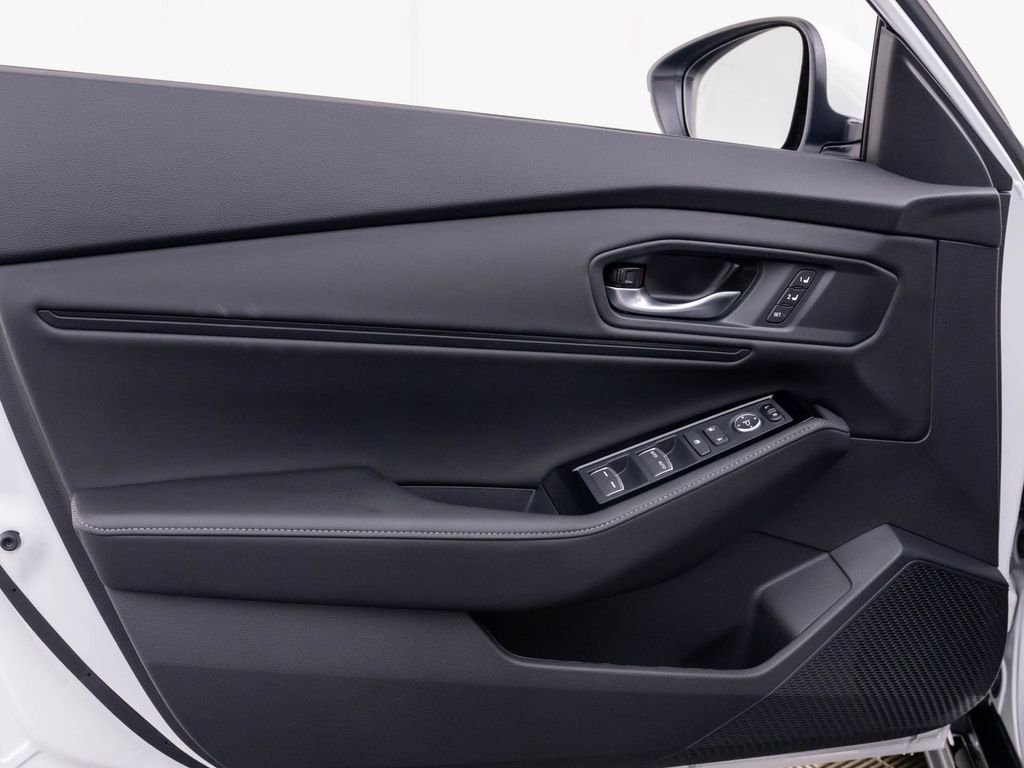 New 2026 Platinum White Pearl Honda Touring image 14