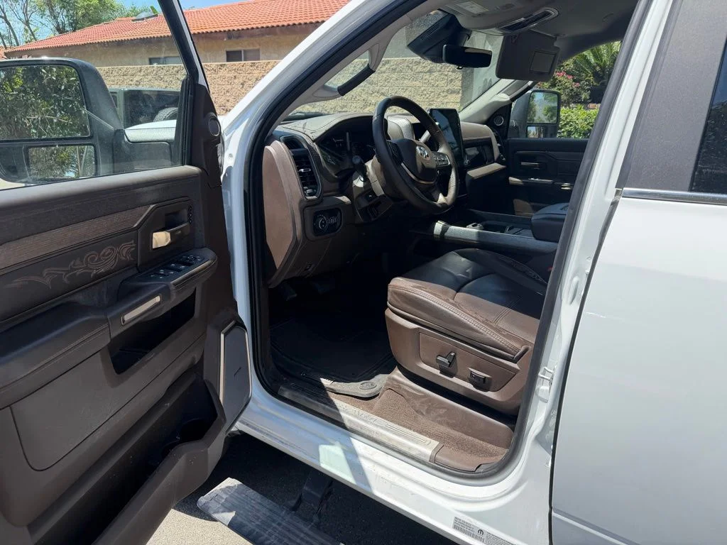 Used 2025 White Ram Limited image 17