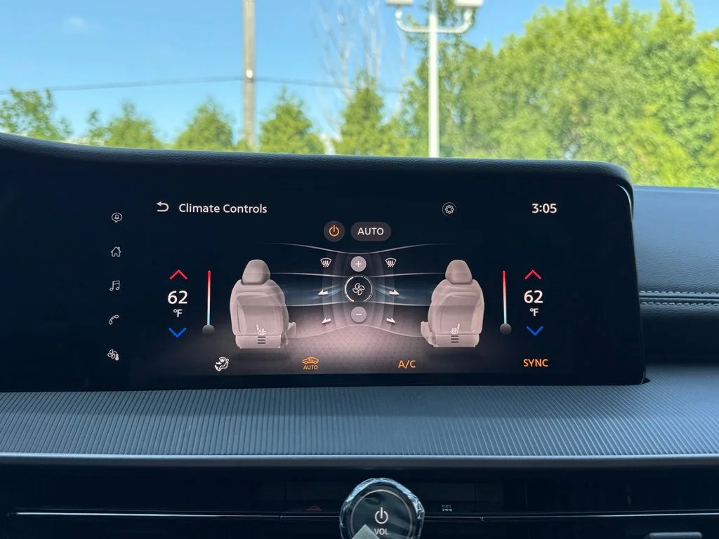 2025 Nissan Murano SV - Photo 18