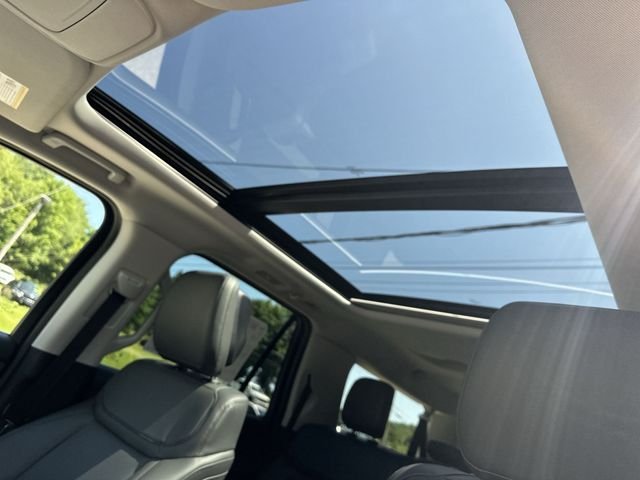 New 2027 Bronze Fire Metallic Tinted Clearcoat Ford MAX Active image 17