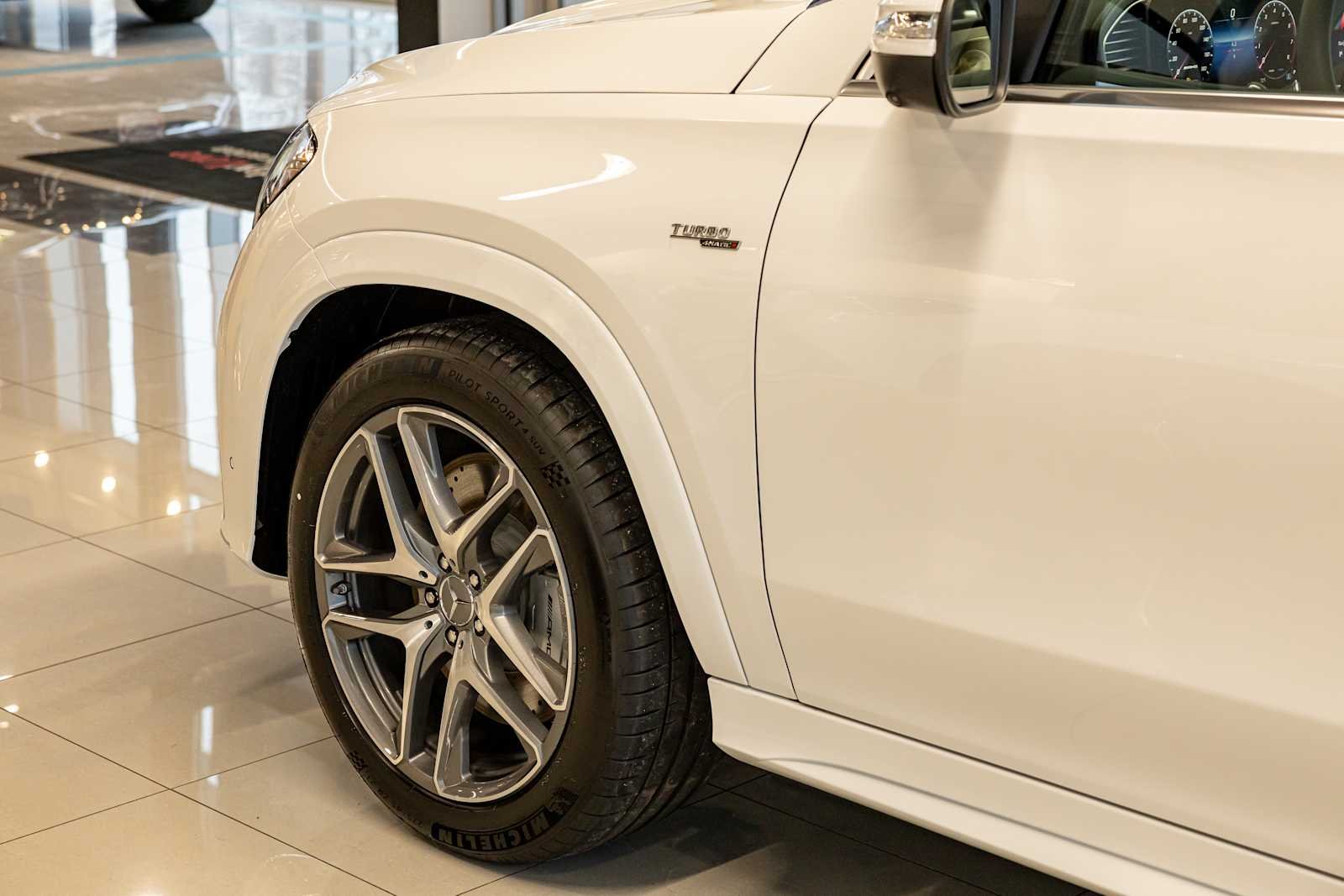 2026 Mercedes-Benz GLE AMG GLE 53 - Photo 35