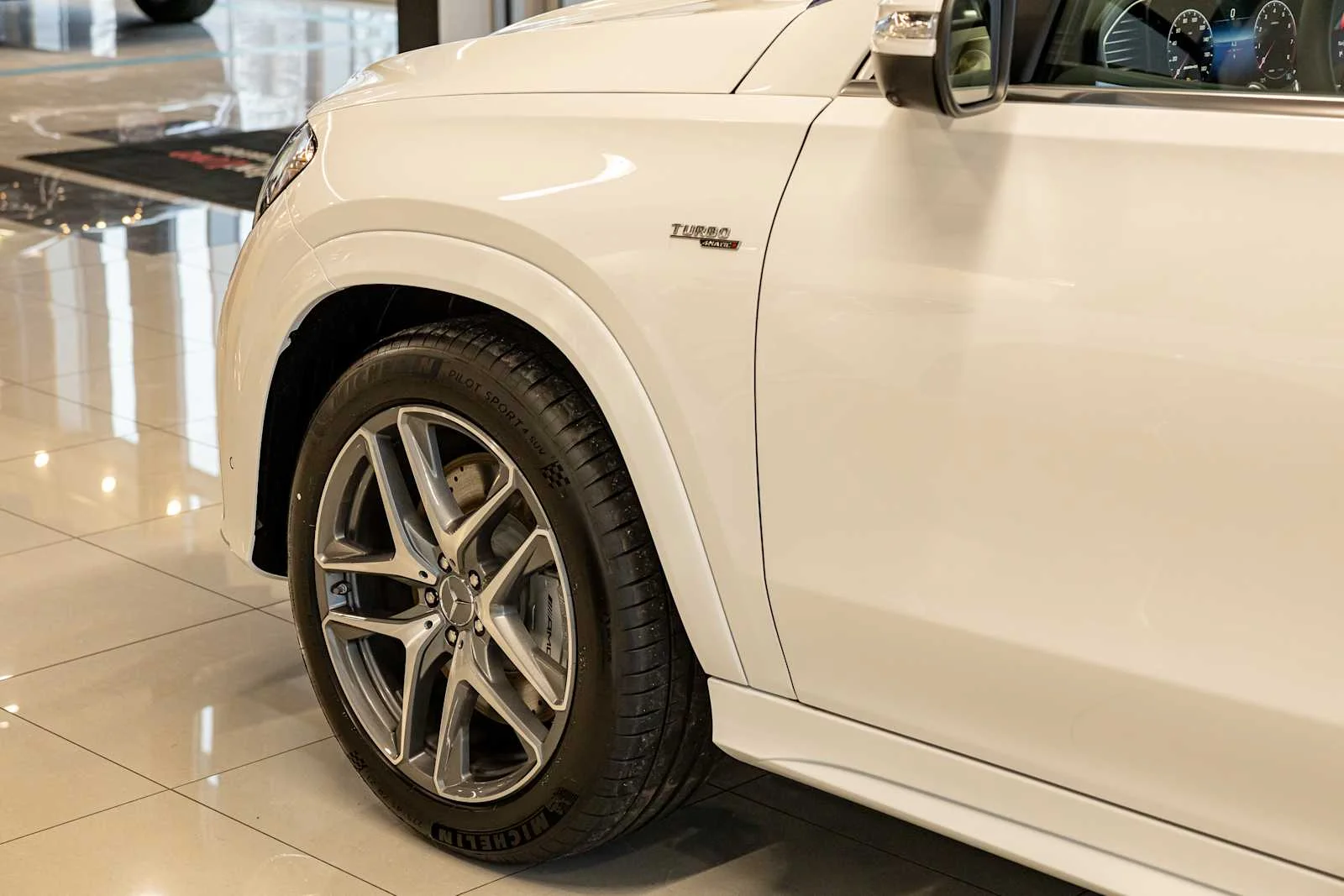 New 2026 Polar White Mercedes-Benz AMG® GLE 53 4MATIC+ SUV image 35