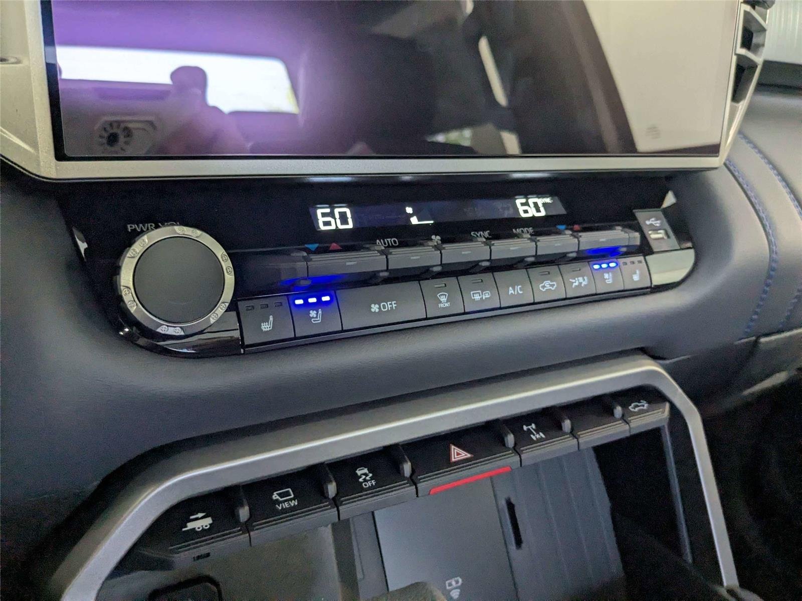 2026 Toyota Tundra Platinum - Photo 19