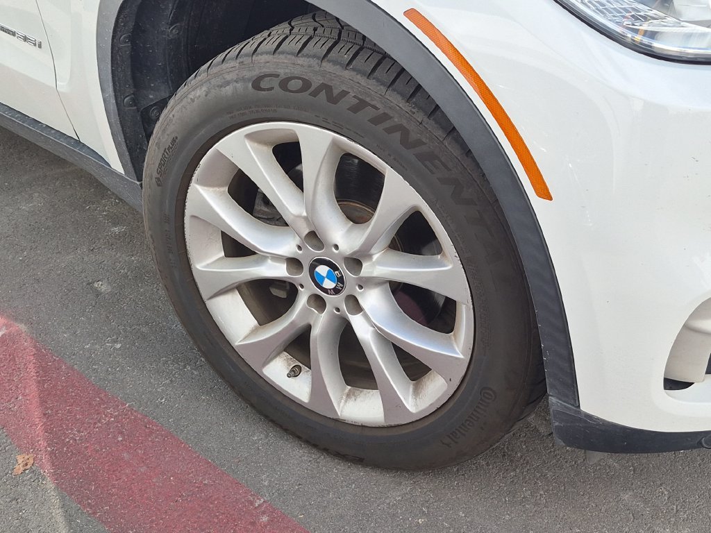 Used 2016 Alpine White BMW xDrive35i image 5