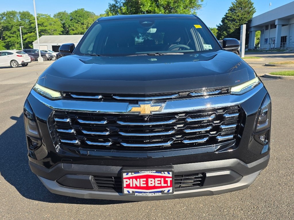 Certified Used 2025 Mosaic Black Metallic Chevrolet LT image 10