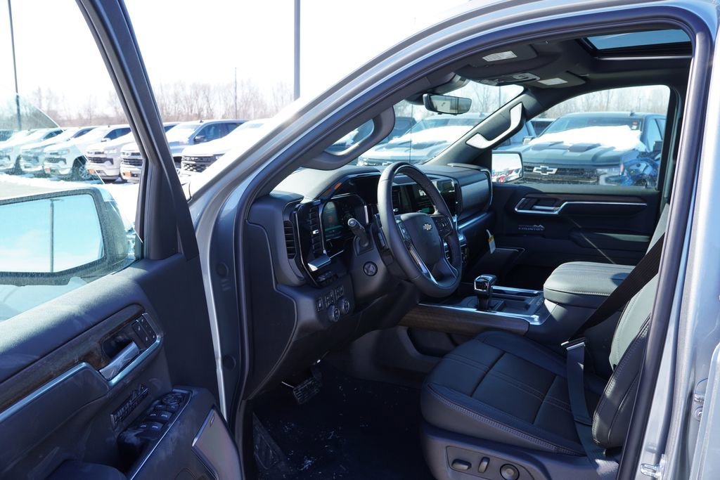2026 Chevrolet Silverado 1500 High Country - Photo 11