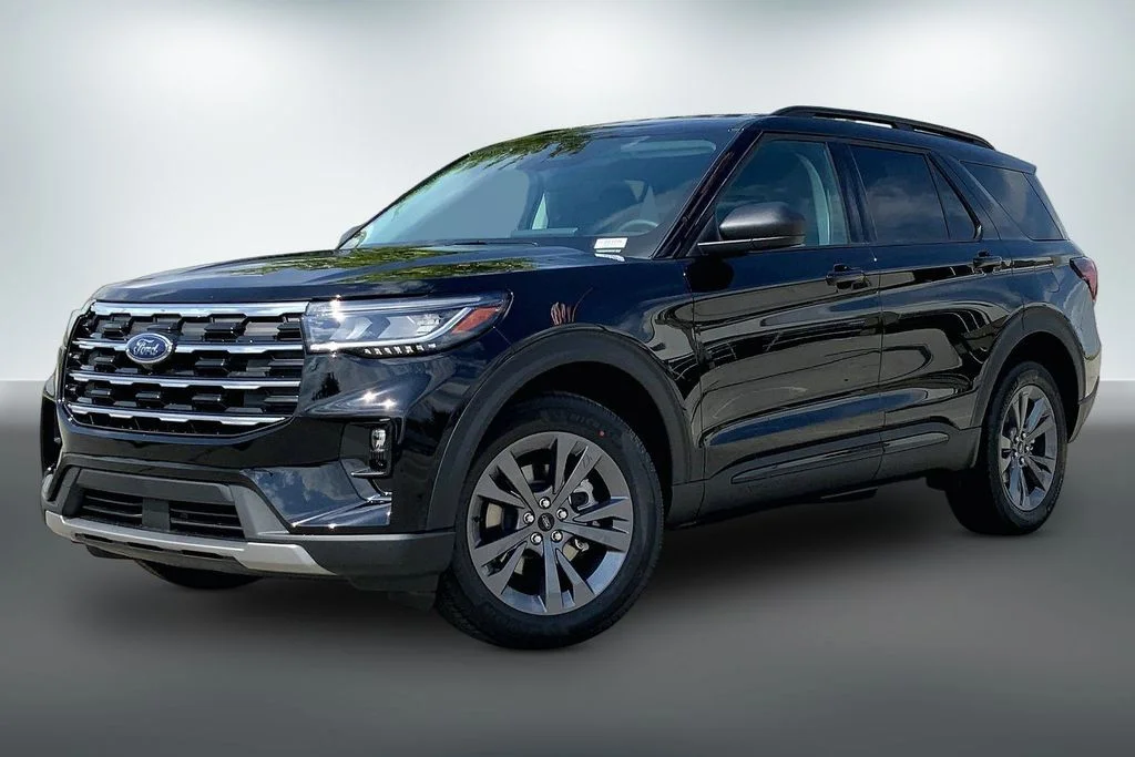 New 2026 Black Ford Active image 2