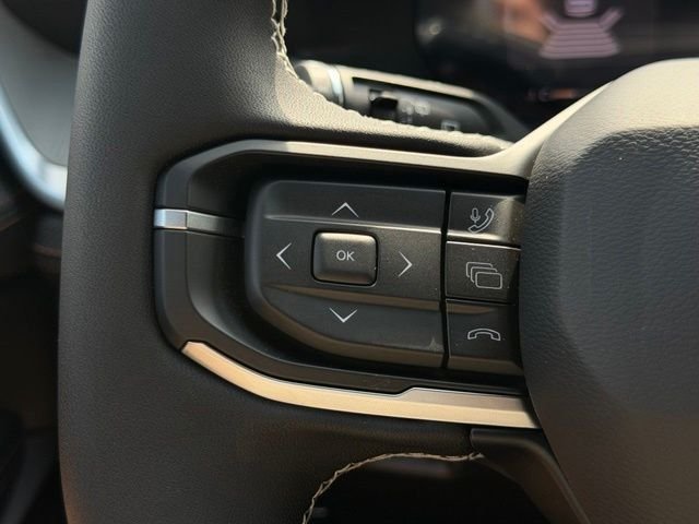 New 2026 White/off-white Jeep Limited image 27