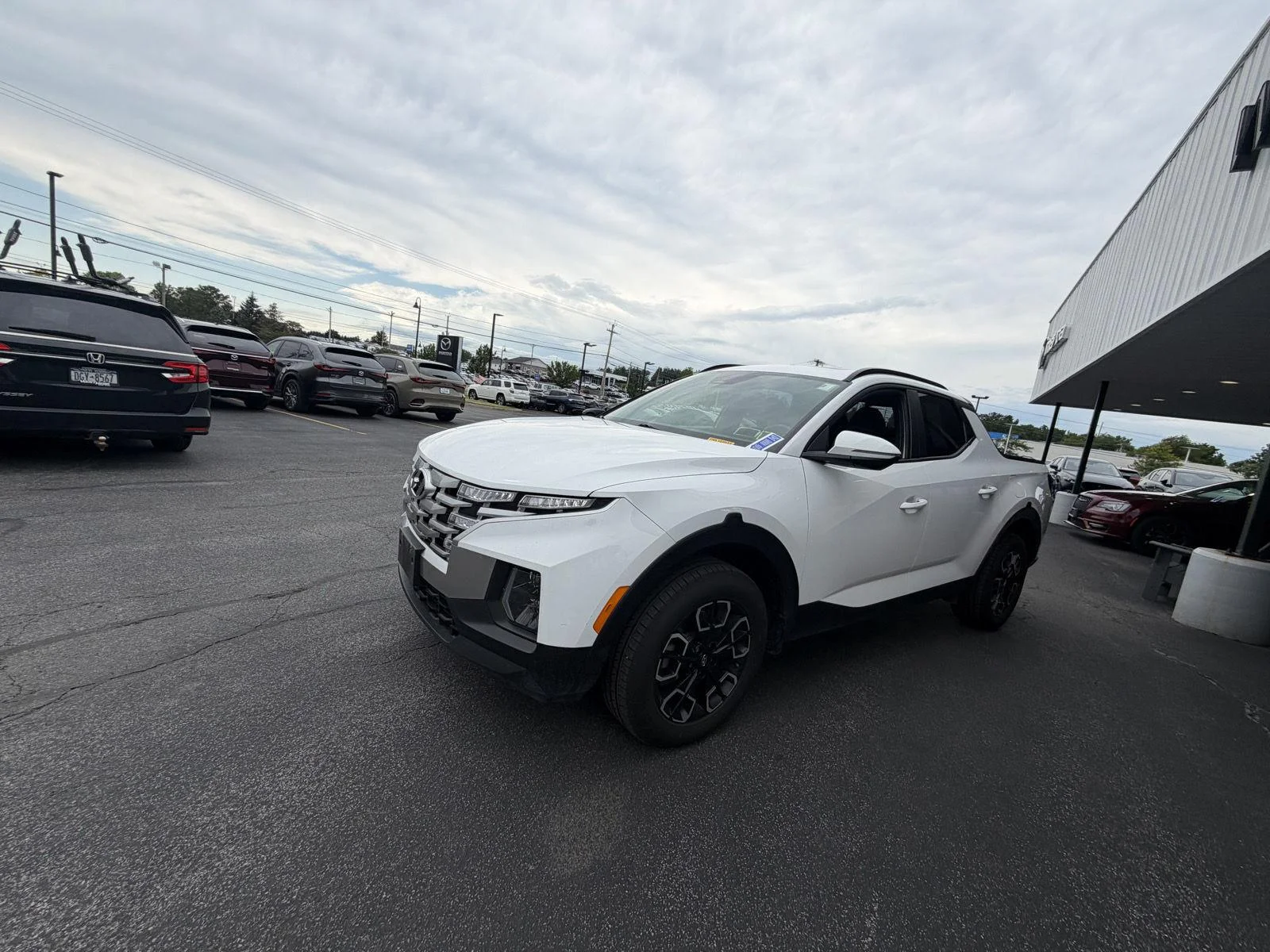 Used 2022 Ice White Hyundai SEL Premium image 4