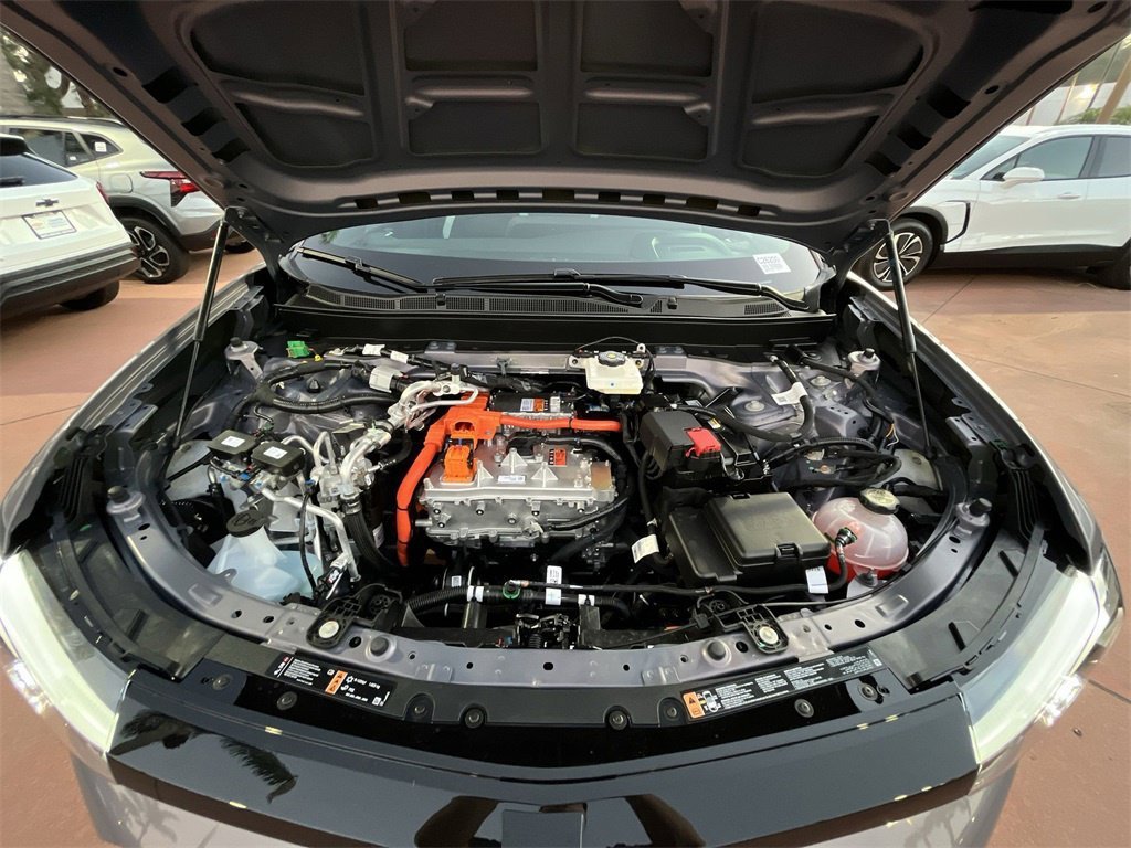 New 2026 Galaxy Gray Metallic Chevrolet LT image 28