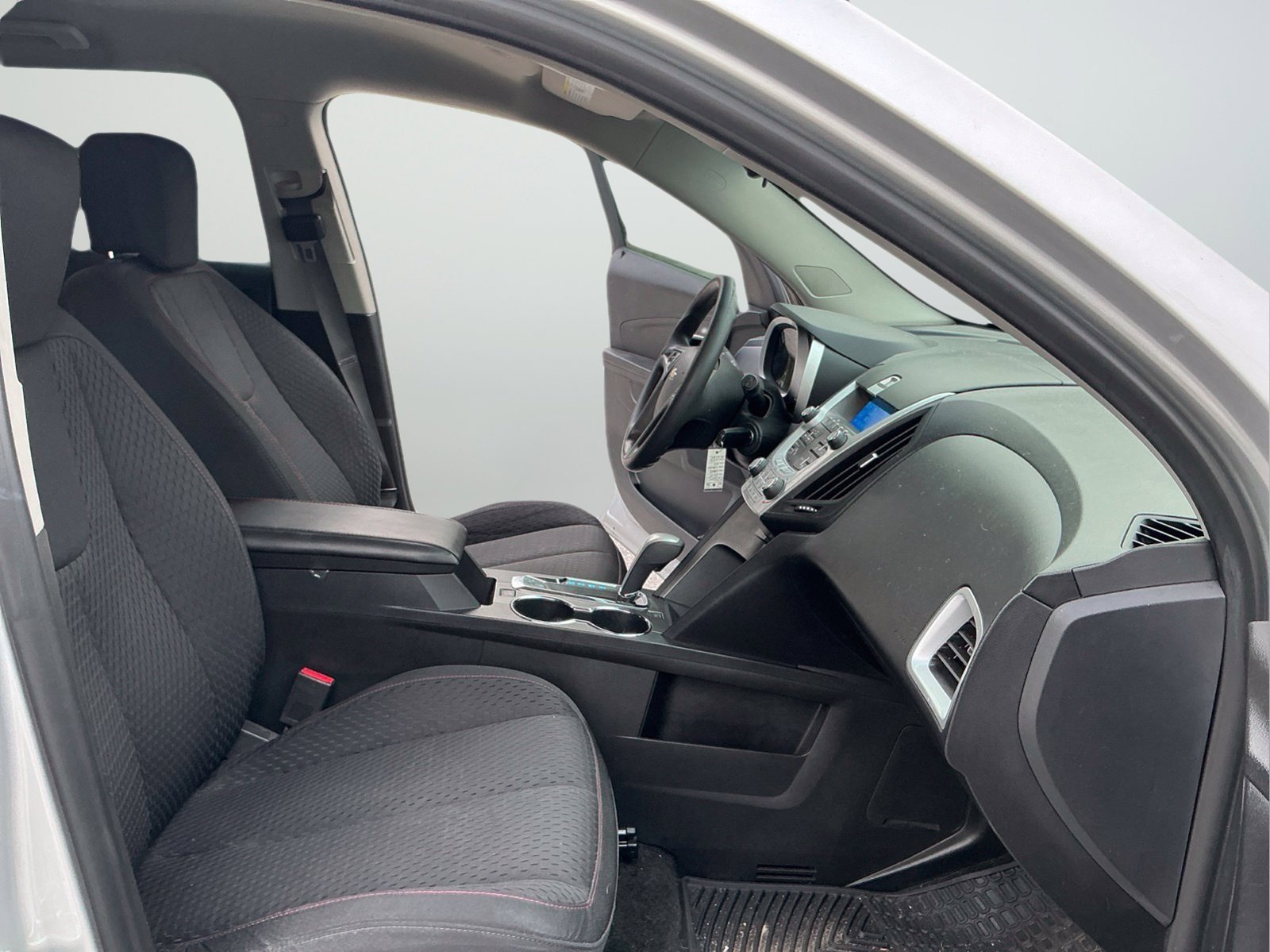 Used 2015 Silver Ice Metallic Chevrolet LS image 15