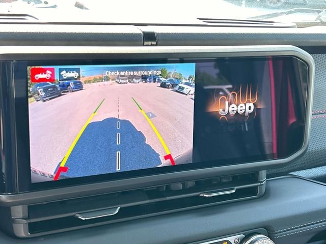 Certified Used 2024  Jeep Rubicon X image 32